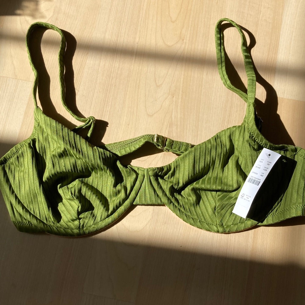 NWT J. Crew swim “Canteen Green” Underwire Bra bathing suit top 38D